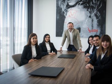 artwork-coworker-hotel-776620 artwork-coworker-hotel-776620